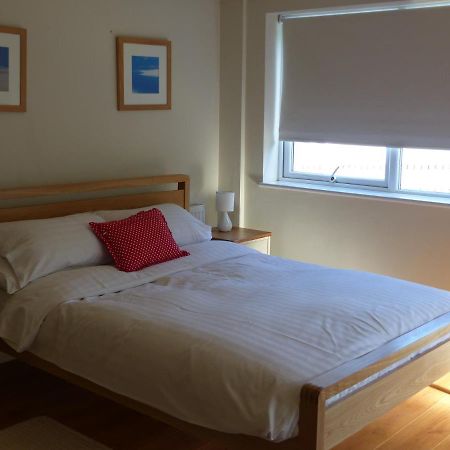 Carbis Bay Beach Apartment St Ives  Bagian luar foto