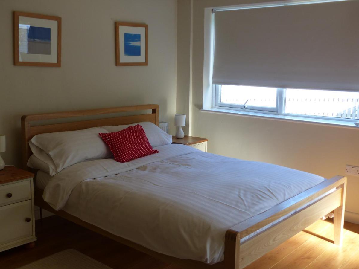 Carbis Bay Beach Apartment St Ives  Bagian luar foto